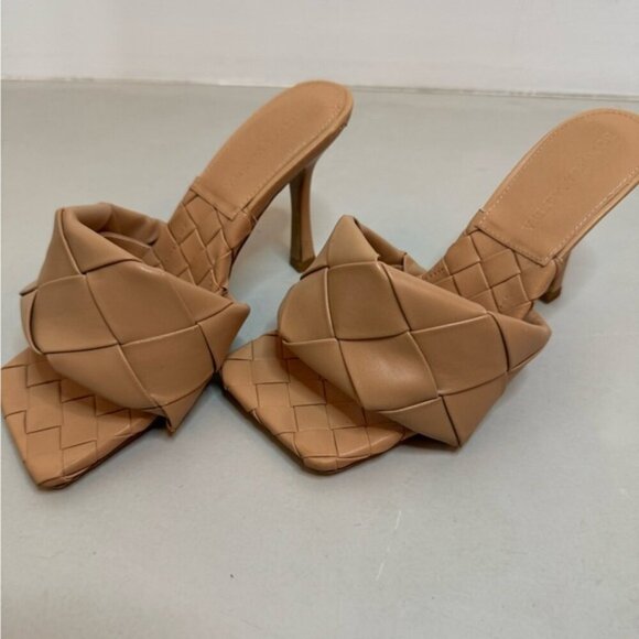 Bottega-Inspired Padded Mules | Light Beige | Size 6 | Chic Minimalist Heel - Picture 3 of 16